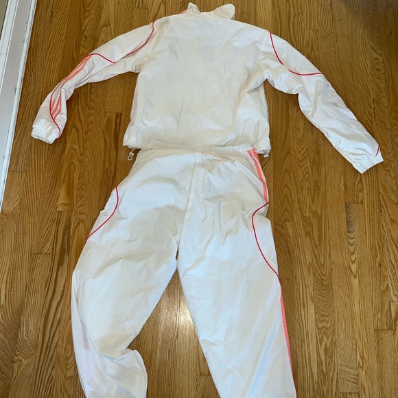 Adidas sweatsuit vintage windbreaker material thermal worn once - Picture 5 of 5